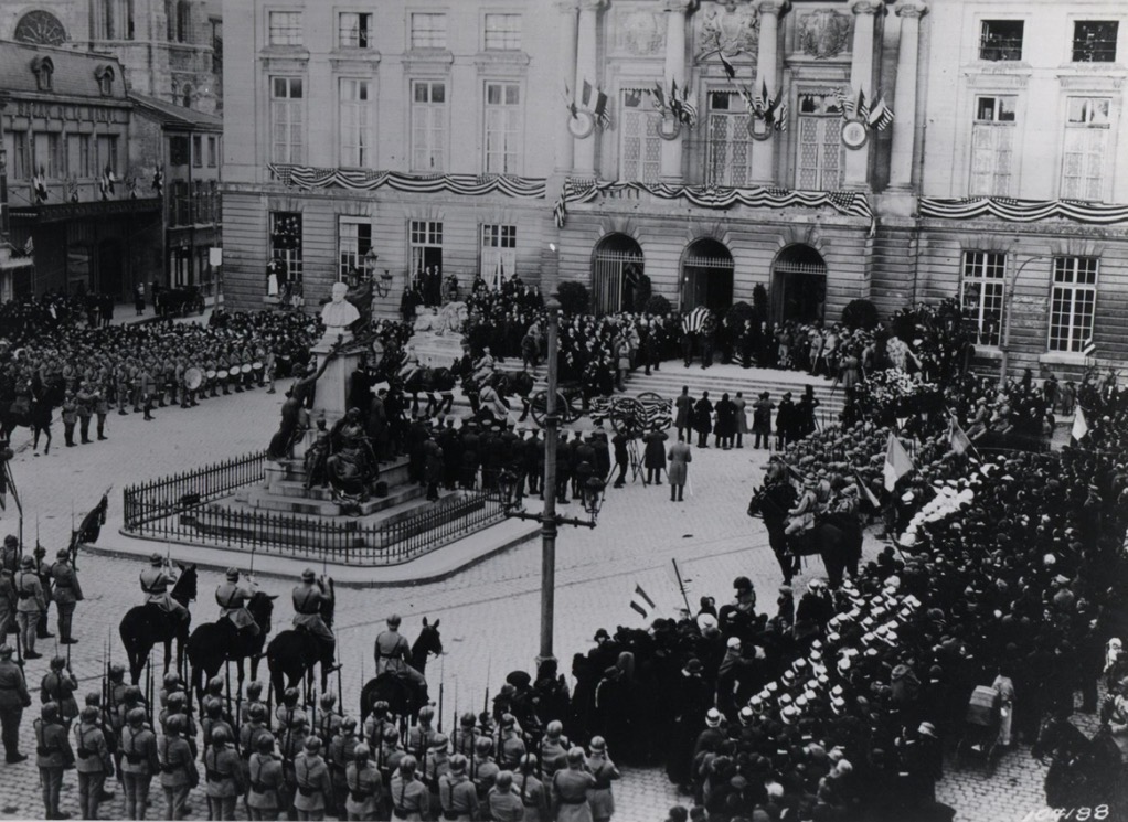 White Roses and Champgne in Châlons: Choosing America’s World War I Unknown (October 24, 1921)